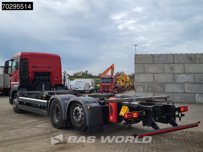MAN TGS 26.320 TGS 6X2 ADR BDF Lift + Steering Axle Euro 6 - Camion transport containere/ Swap body: Foto 2 MAN TGS 26.320 TGS 6X2 ADR BDF Lift + Steering Axle Euro 6 - Camion transport containere/ Swap body: Foto 2