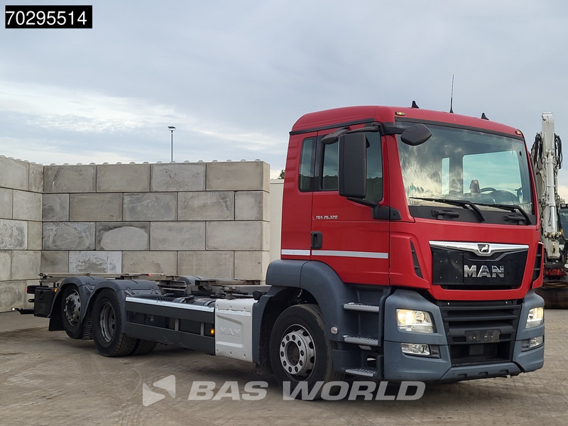 MAN TGS 26.320 TGS 6X2 ADR BDF Lift + Steering Axle Euro 6 - Camion transport containere/ Swap body: Foto 3 MAN TGS 26.320 TGS 6X2 ADR BDF Lift + Steering Axle Euro 6 - Camion transport containere/ Swap body: Foto 3