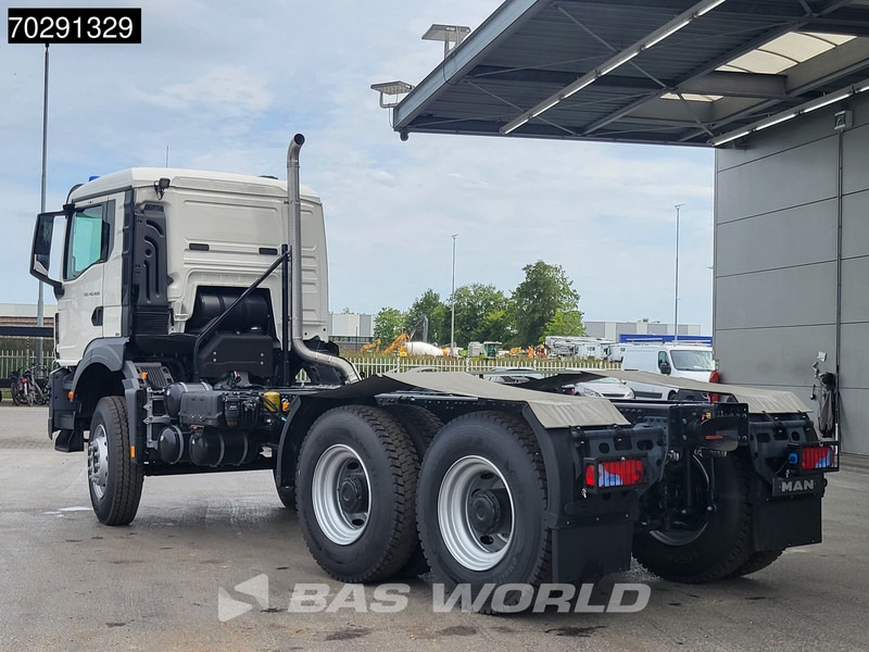 MAN TGS 40.400 6X4 NEW 6x4 chassis PTO Preparation Steelsuspension Big-Axle Automatic Euro 2 - Camion şasiu: Foto 2 MAN TGS 40.400 6X4 NEW 6x4 chassis PTO Preparation Steelsuspension Big-Axle Automatic Euro 2 - Camion şasiu: Foto 2