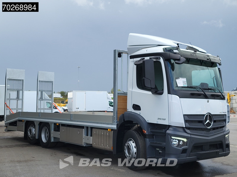 Mercedes-Benz Actros 2532 6X2 NEW! Machine tansporter Oprijwagen Lenkachse Navi Euro 6 - Camion transport auto: Foto 3 Mercedes-Benz Actros 2532 6X2 NEW! Machine tansporter Oprijwagen Lenkachse Navi Euro 6 - Camion transport auto: Foto 3