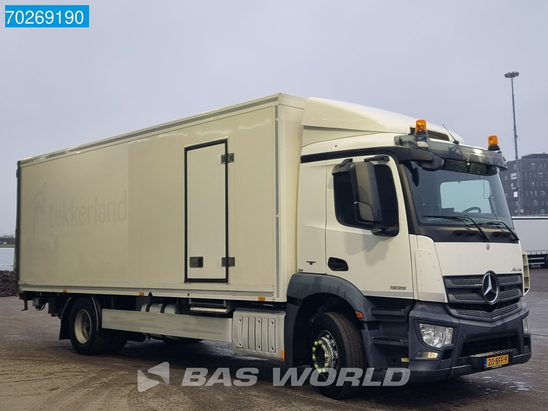 Mercedes-Benz Antos 1935 4X2 NL-Truck Frigoblock 2000kg Ladebordwand Euro 6 - Camion frigider: Foto 3 Mercedes-Benz Antos 1935 4X2 NL-Truck Frigoblock 2000kg Ladebordwand Euro 6 - Camion frigider: Foto 3
