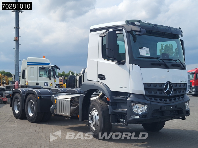 Mercedes-Benz Arocs 2636 6X4 Big-Axle Steelsuspension Euro 6 - Camion şasiu: Foto 3 Mercedes-Benz Arocs 2636 6X4 Big-Axle Steelsuspension Euro 6 - Camion şasiu: Foto 3