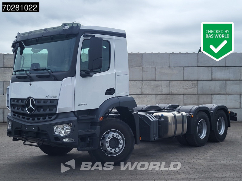 Mercedes-Benz Arocs 2636 6X4 NEW chassis Flywheel PTO Big-Axle Automatic Steelsuspension Euro 6 - Camion şasiu: Foto 1 Mercedes-Benz Arocs 2636 6X4 NEW chassis Flywheel PTO Big-Axle Automatic Steelsuspension Euro 6 - Camion şasiu: Foto 1