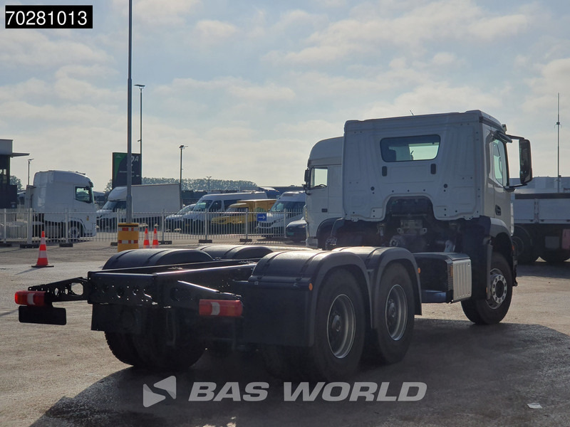 Mercedes-Benz Arocs 2636 6X4 NEW chassis Flywheel PTO Big-Axle Automatic Steelsuspension Euro 6 - Camion şasiu: Foto 5 Mercedes-Benz Arocs 2636 6X4 NEW chassis Flywheel PTO Big-Axle Automatic Steelsuspension Euro 6 - Camion şasiu: Foto 5