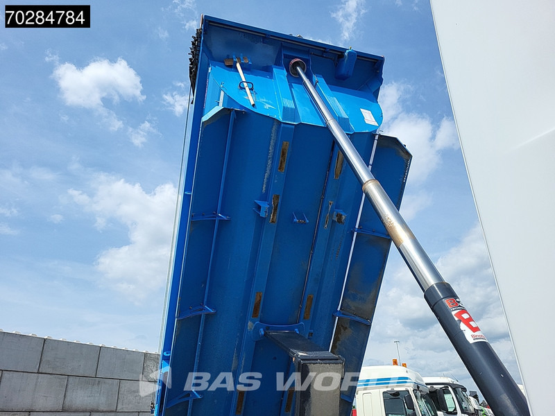 Mercedes-Benz Arocs 3243 8X4 16m3 tipper Big-Axle Steelsuspension Automatic Navi Euro 6 - Camion basculantă: Foto 5 Mercedes-Benz Arocs 3243 8X4 16m3 tipper Big-Axle Steelsuspension Automatic Navi Euro 6 - Camion basculantă: Foto 5