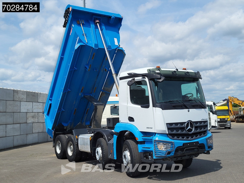 Mercedes-Benz Arocs 3243 8X4 16m3 tipper Big-Axle Steelsuspension Automatic Navi Euro 6 - Camion basculantă: Foto 3 Mercedes-Benz Arocs 3243 8X4 16m3 tipper Big-Axle Steelsuspension Automatic Navi Euro 6 - Camion basculantă: Foto 3