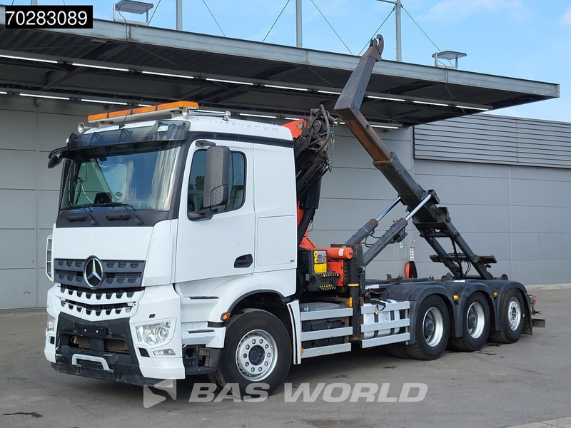 Mercedes-Benz Arocs 3245 Actros 8X4 Palfinger PK22002 EH Crane 17tons hooklift Big-Axle Lift+Lenkachse Navi Euro 6 - Camion cu cârlig, Camion cu macara: Foto 5 Mercedes-Benz Arocs 3245 Actros 8X4 Palfinger PK22002 EH Crane 17tons hooklift Big-Axle Lift+Lenkachse Navi Euro 6 - Camion cu cârlig, Camion cu macara: Foto 5