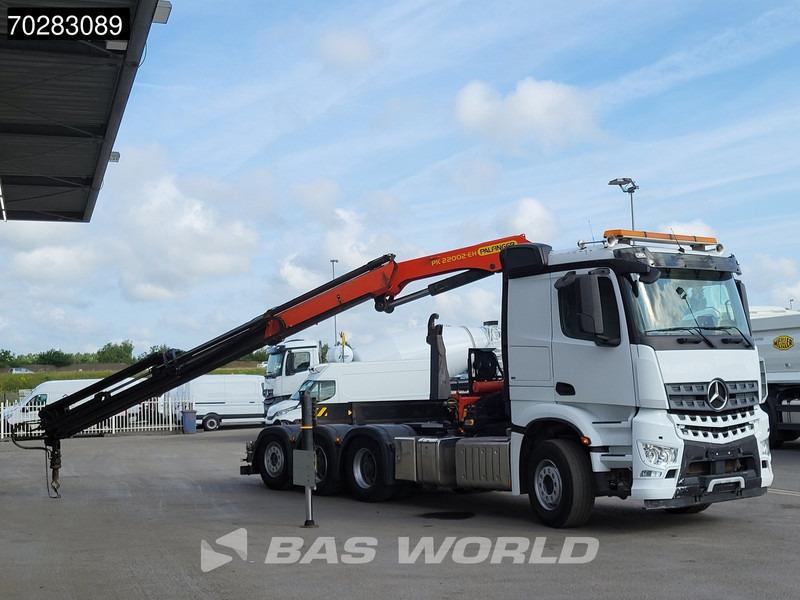 Mercedes-Benz Arocs 3245 Actros 8X4 Palfinger PK22002 EH Crane 17tons hooklift Big-Axle Lift+Lenkachse Navi Euro 6 - Camion cu cârlig, Camion cu macara: Foto 3 Mercedes-Benz Arocs 3245 Actros 8X4 Palfinger PK22002 EH Crane 17tons hooklift Big-Axle Lift+Lenkachse Navi Euro 6 - Camion cu cârlig, Camion cu macara: Foto 3