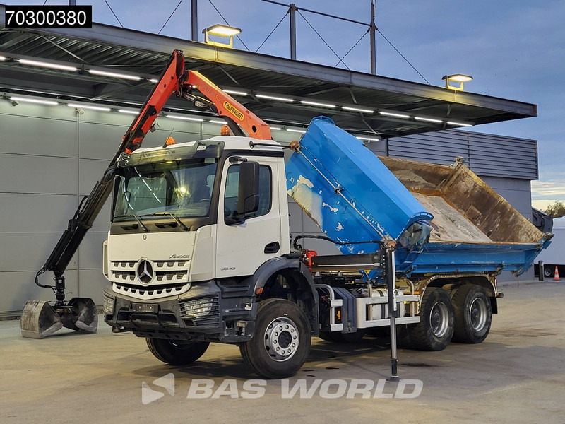 Mercedes-Benz Arocs 3343 6X4 Palfinger PK12.501 SLD Kran Crane 7m3 tipper Big-Axle Automatic Euro 6 - Camion basculantă, Camion cu macara: Foto 5 Mercedes-Benz Arocs 3343 6X4 Palfinger PK12.501 SLD Kran Crane 7m3 tipper Big-Axle Automatic Euro 6 - Camion basculantă, Camion cu macara: Foto 5