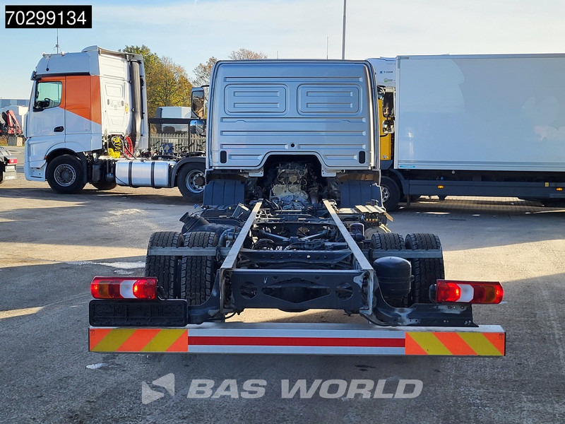 Mercedes-Benz Atego 1224 Atego 4X2 12tons chassis LOW Mileage! Automatic Airco Euro 6 - Camion şasiu: Foto 3 Mercedes-Benz Atego 1224 Atego 4X2 12tons chassis LOW Mileage! Automatic Airco Euro 6 - Camion şasiu: Foto 3