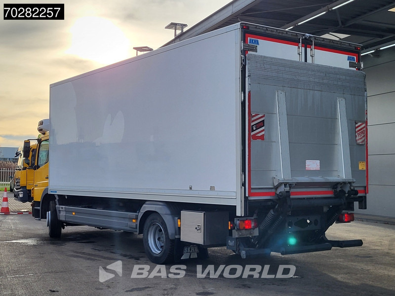 Mercedes-Benz Atego 1324 4X2 Thermo-King T-1200R Ladebordwand Manual Airco Euro 5 - Camion frigider: Foto 2 Mercedes-Benz Atego 1324 4X2 Thermo-King T-1200R Ladebordwand Manual Airco Euro 5 - Camion frigider: Foto 2