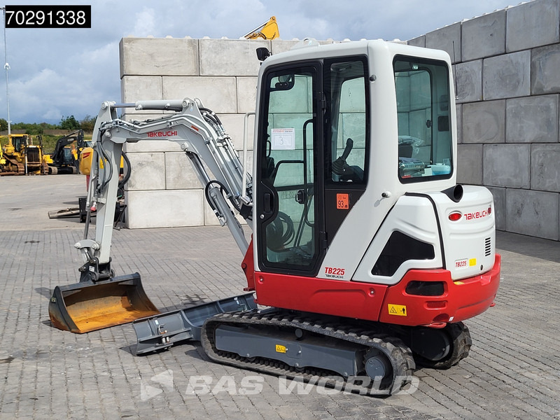 Takeuchi TB225 HAMMER + 3 BUCKETS - Mini excavator: Foto 5 Takeuchi TB225 HAMMER + 3 BUCKETS - Mini excavator: Foto 5
