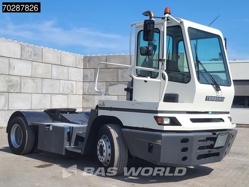 Terberg YT 182 4X2 NL-Truck Big-Axle Hebesattel Drumbrakes - Tractor terminal: Foto 5 Terberg YT 182 4X2 NL-Truck Big-Axle Hebesattel Drumbrakes - Tractor terminal: Foto 5