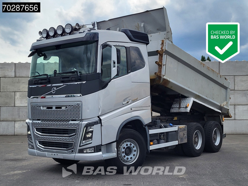 Volvo FH16 650 FH16 6X4 12m3 tipper Big-Axle Automatic Xenon Euro 6 - Camion basculantă: Foto 1 Volvo FH16 650 FH16 6X4 12m3 tipper Big-Axle Automatic Xenon Euro 6 - Camion basculantă: Foto 1