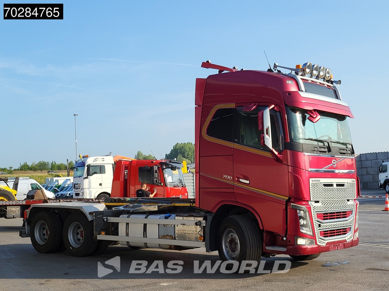 Volvo FH16 700 FH16 6X4 Full Air 20t Hook Xenon Euro 5 - Camion cu cârlig: Foto 5 Volvo FH16 700 FH16 6X4 Full Air 20t Hook Xenon Euro 5 - Camion cu cârlig: Foto 5