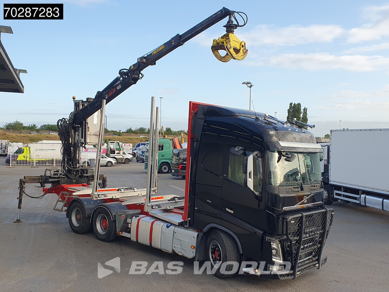 Volvo FH16 750 FH16 6X4 HIAB E96S 79 wood crane Retarder Dynamic-Steering Big-Axle Euro 6 - Camion forestier, Camion cu macara: Foto 3 Volvo FH16 750 FH16 6X4 HIAB E96S 79 wood crane Retarder Dynamic-Steering Big-Axle Euro 6 - Camion forestier, Camion cu macara: Foto 3