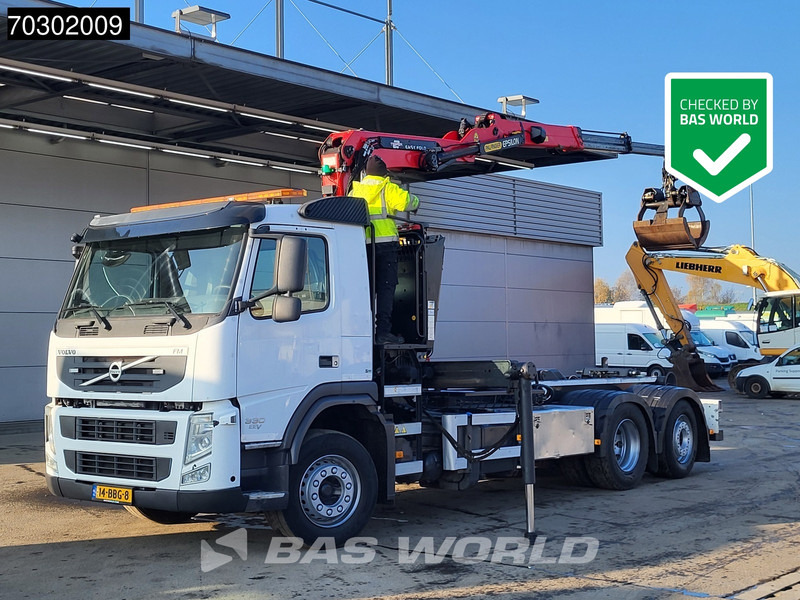 Volvo FM 330 FM 6X2 Palfinger Epsilon Z-Crane VDL Hook Lift+Steering Axle - Camion cu cârlig, Camion cu macara: Foto 1 Volvo FM 330 FM 6X2 Palfinger Epsilon Z-Crane VDL Hook Lift+Steering Axle - Camion cu cârlig, Camion cu macara: Foto 1