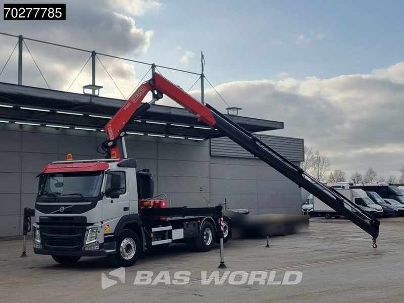Volvo FM 460 6X2 Fassi F365A.2.25 E-Dynamic Retarder Euro 6 Kraan Crane - Camion platformă, Camion cu macara: Foto 5 Volvo FM 460 6X2 Fassi F365A.2.25 E-Dynamic Retarder Euro 6 Kraan Crane - Camion platformă, Camion cu macara: Foto 5