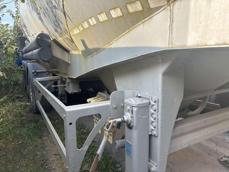 Ardor 3 ESSIEUX - Semiremorcă cisternă: Foto 5 Ardor 3 ESSIEUX - Semiremorcă cisternă: Foto 5