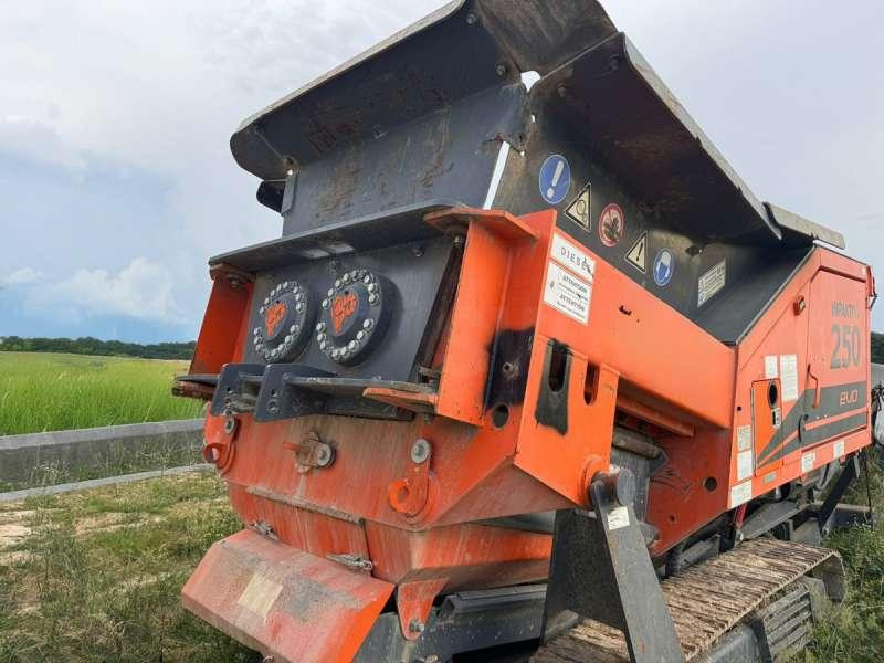 ARJES IMPAKTOR 250 EVO + crible embarqué - Ataşament: Foto 3 ARJES IMPAKTOR 250 EVO + crible embarqué - Ataşament: Foto 3