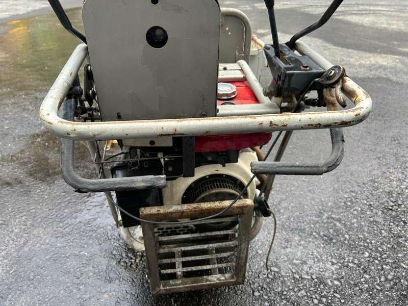 Autobasculanta pe senile BROUETTE A MOTEUR: Foto 25