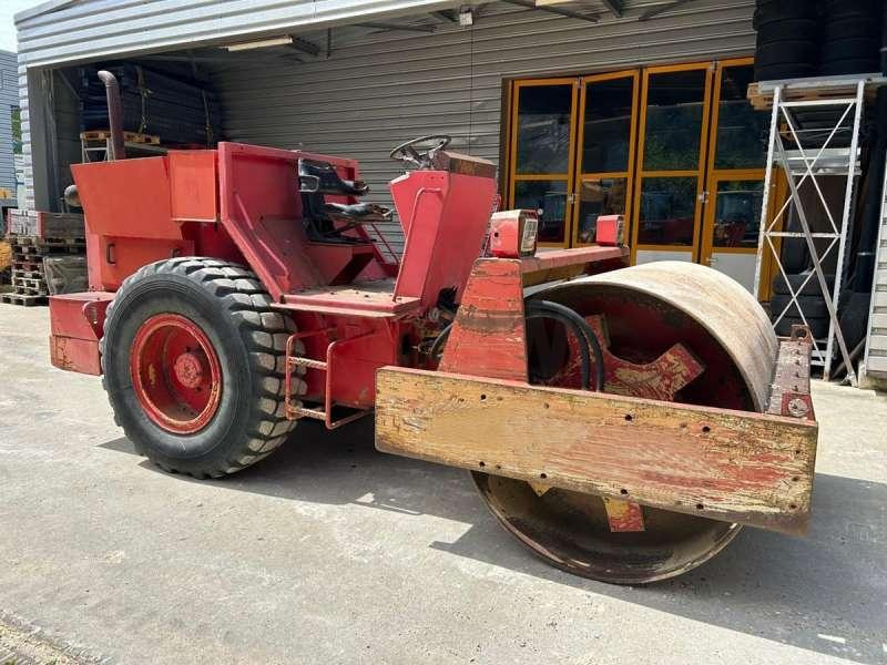 Bitelli BORA C 80 MACHINE SUISSE - Cilindru compactor mixt: Foto 1 Bitelli BORA C 80 MACHINE SUISSE - Cilindru compactor mixt: Foto 1