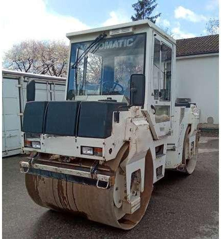 Bomag BW144AD2 - Cilindru compactor pentru asfalt: Foto 4 Bomag BW144AD2 - Cilindru compactor pentru asfalt: Foto 4