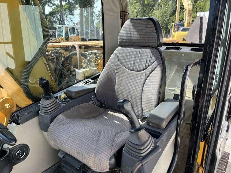 Excavator pe şenile Caterpillar 312C: Foto 40