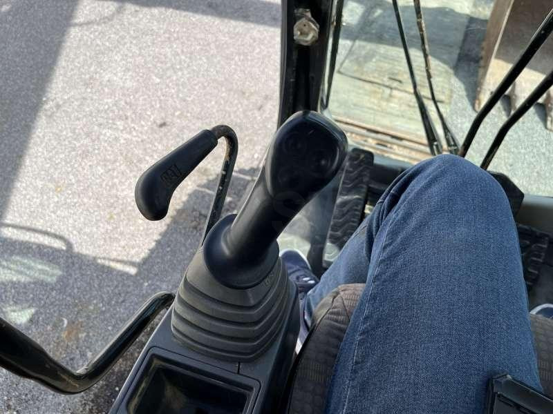 Excavator pe şenile Caterpillar 312C: Foto 44