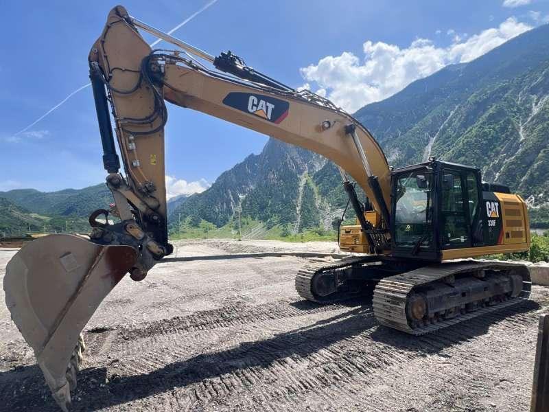 Caterpillar 330F LN - Excavator pe şenile: Foto 1 Caterpillar 330F LN - Excavator pe şenile: Foto 1