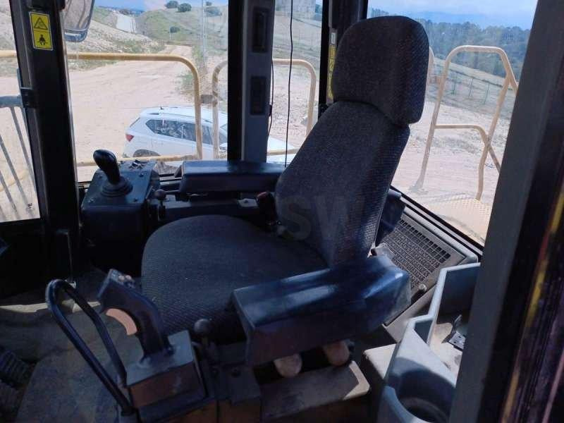 Compactor Caterpillar 836H: Foto 35