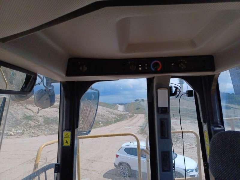 Compactor Caterpillar 836H: Foto 20