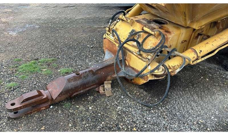 Caterpillar D250B - Remorcă basculantă: Foto 5 Caterpillar D250B - Remorcă basculantă: Foto 5