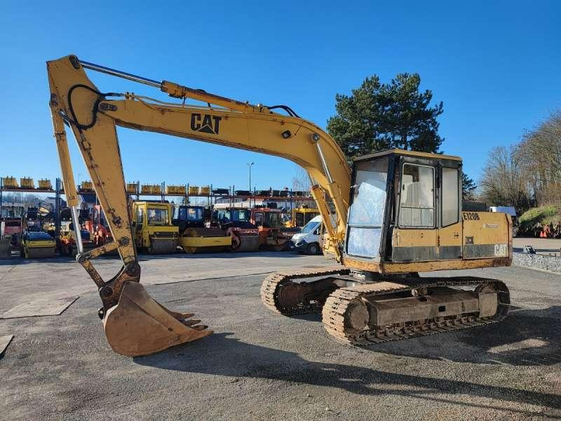 Caterpillar E120B - Excavator pe şenile: Foto 3 Caterpillar E120B - Excavator pe şenile: Foto 3