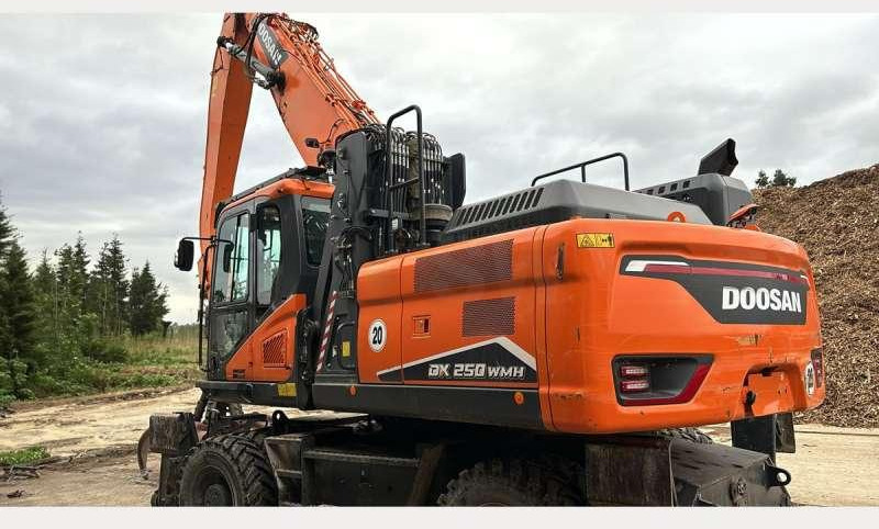 Doosan DX250WMH-7 - Excavator pe roţi: Foto 3 Doosan DX250WMH-7 - Excavator pe roţi: Foto 3