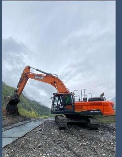 Doosan DX340 LC-5 - Excavator pe şenile: Foto 2 Doosan DX340 LC-5 - Excavator pe şenile: Foto 2