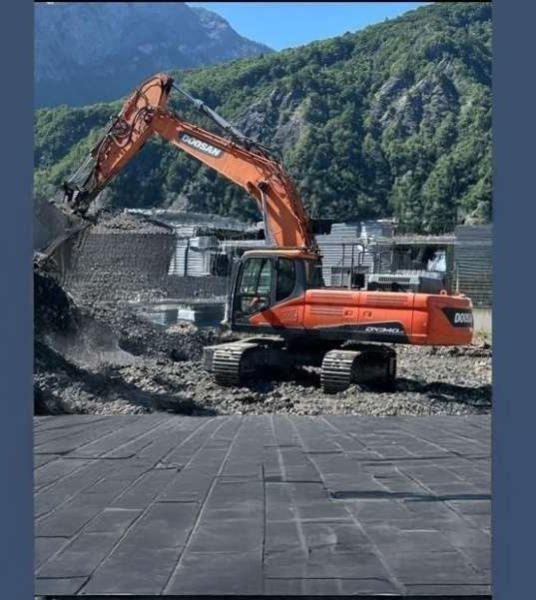 Doosan DX340 LC-5 - Excavator pe şenile: Foto 4 Doosan DX340 LC-5 - Excavator pe şenile: Foto 4