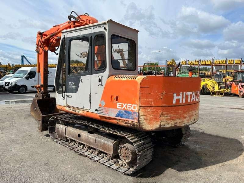 Hitachi EX60 - Excavator pe şenile: Foto 5 Hitachi EX60 - Excavator pe şenile: Foto 5