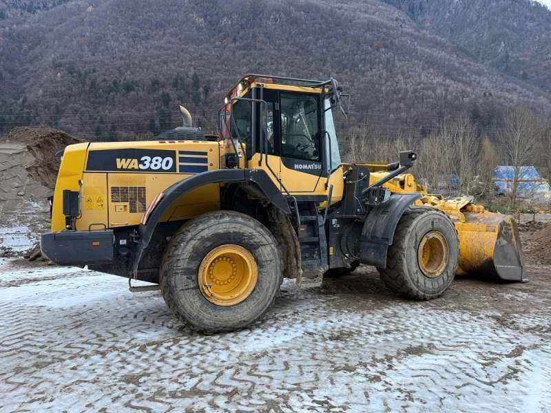 Komatsu WA380-8 - Încărcător frontal pe pneuri: Foto 3 Komatsu WA380-8 - Încărcător frontal pe pneuri: Foto 3