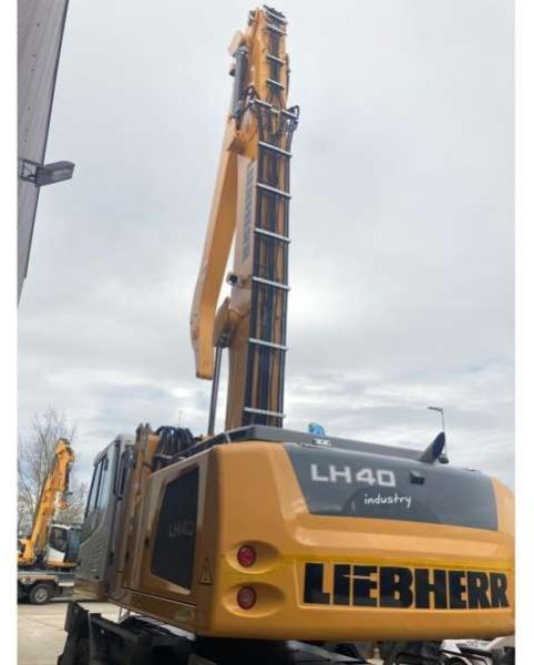 Liebherr LH40 M LITRONIC - Excavator pentru manipulare de materiale: Foto 5 Liebherr LH40 M LITRONIC - Excavator pentru manipulare de materiale: Foto 5
