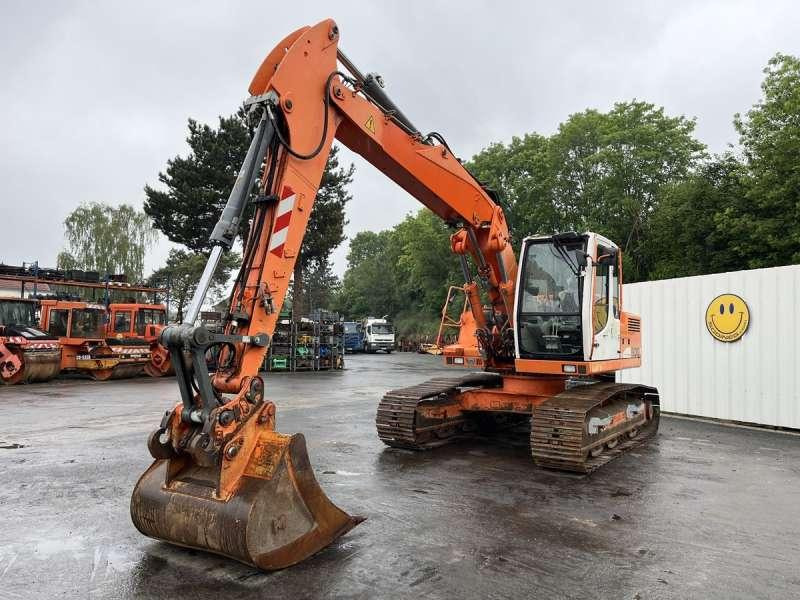 Liebherr R900C Litronic - Excavator pe şenile: Foto 2 Liebherr R900C Litronic - Excavator pe şenile: Foto 2