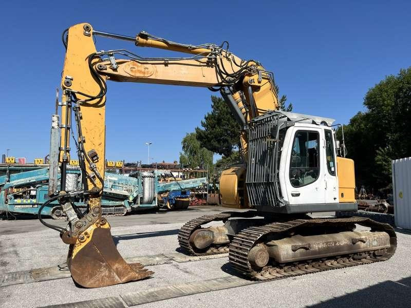 Liebherr R924 Compact Litronic - Excavator pe şenile: Foto 3 Liebherr R924 Compact Litronic - Excavator pe şenile: Foto 3