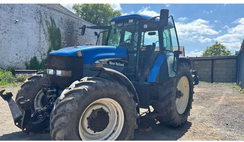 New Holland TM175 - Tractor agricol: Foto 1 New Holland TM175 - Tractor agricol: Foto 1