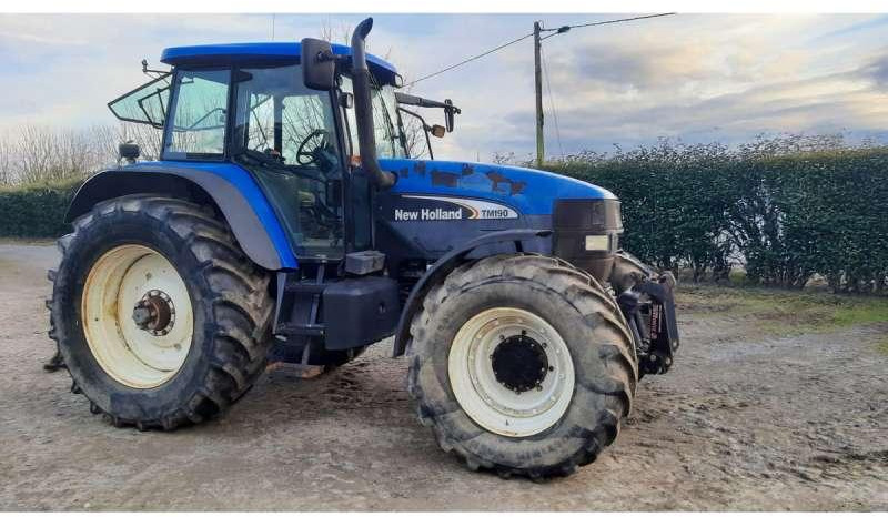Tractor agricol New Holland TM190: Foto 1