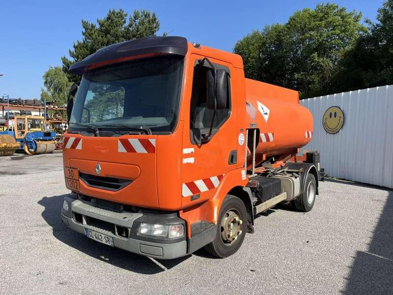 Renault Camion Citerne MIDLUM 180 DCI - Camion cisternă: Foto 2 Renault Camion Citerne MIDLUM 180 DCI - Camion cisternă: Foto 2
