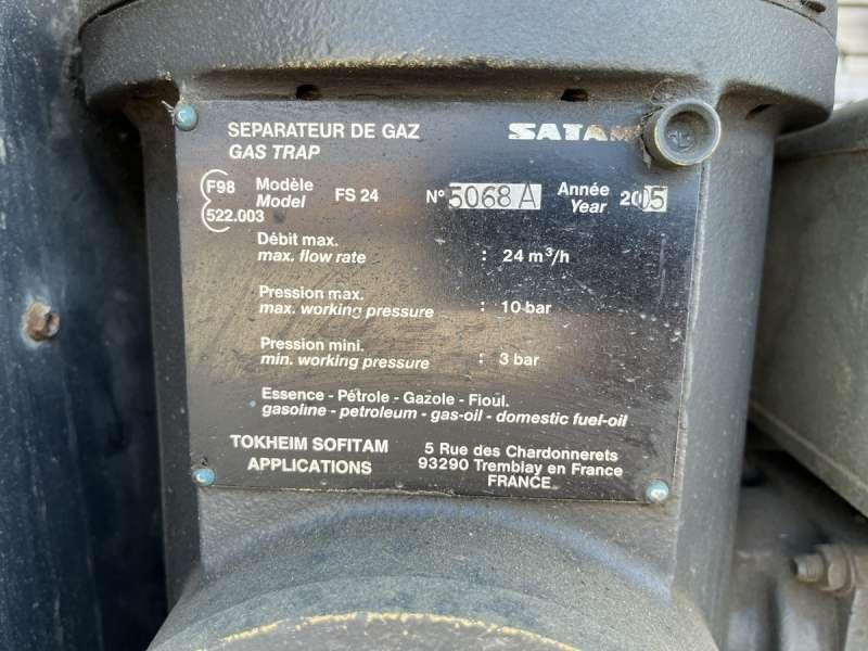 Camion cisternă Renault MIDLUM 180 DCI: Foto 29 Camion cisternă Renault MIDLUM 180 DCI: Foto 29