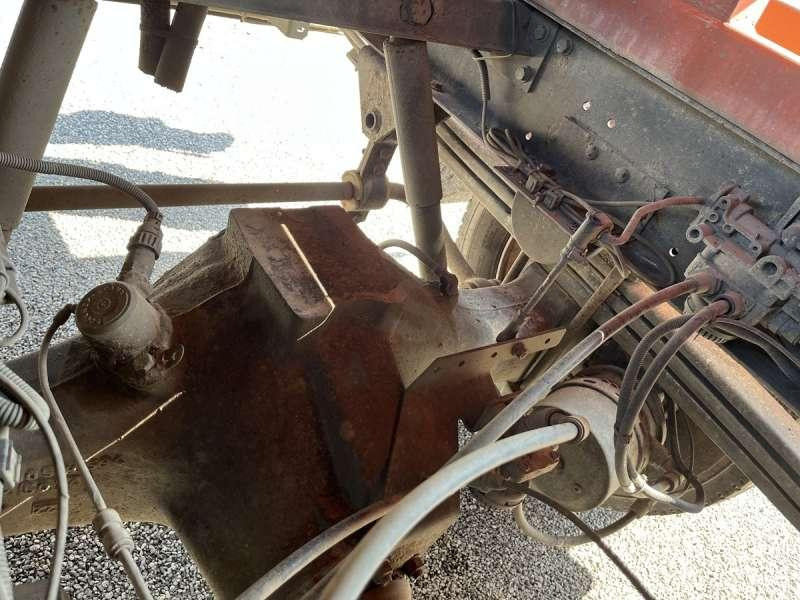 Camion cisternă Renault MIDLUM 180 DCI: Foto 35 Camion cisternă Renault MIDLUM 180 DCI: Foto 35