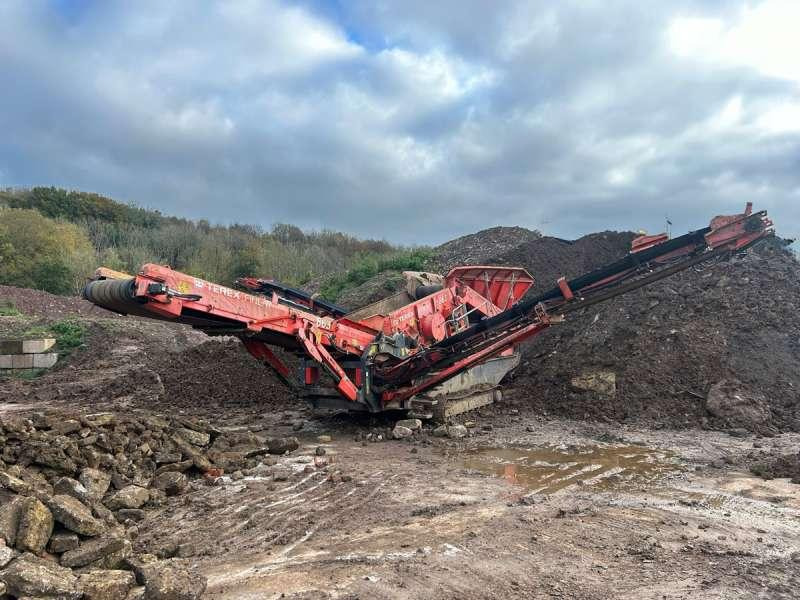 Terex FINLAY 863 - Statia de sortare: Foto 3 Terex FINLAY 863 - Statia de sortare: Foto 3