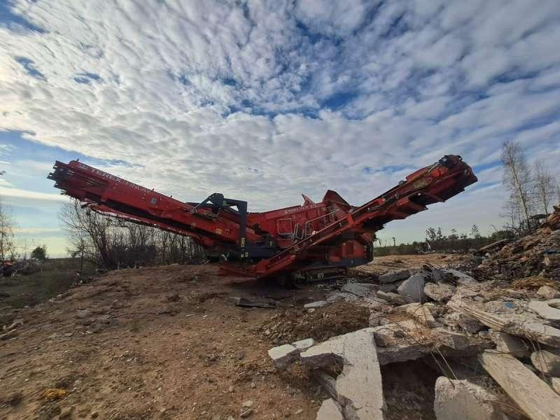 Terex FINLAY 873 - Statia de sortare: Foto 1 Terex FINLAY 873 - Statia de sortare: Foto 1