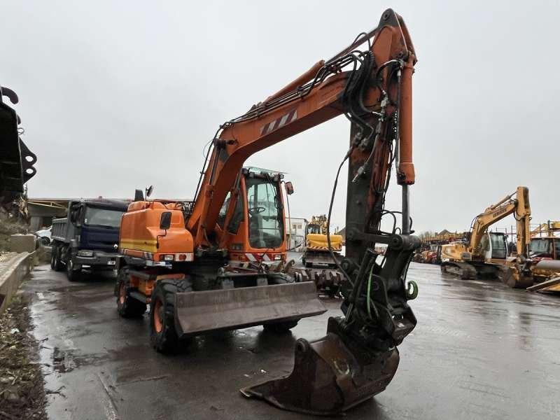 Volvo EW140D - Excavator pe roţi: Foto 5 Volvo EW140D - Excavator pe roţi: Foto 5